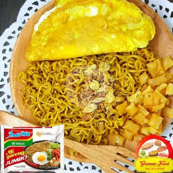 Indomie Goreng  Jumbo + Telur Dadar | Roti Kukus & Panggang Yummie, Cipondoh