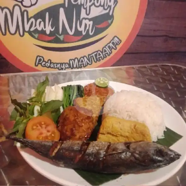 Tempong Ikan Tongkol Complete | Nasi Tempong Mbak Nur, Tukad Badung