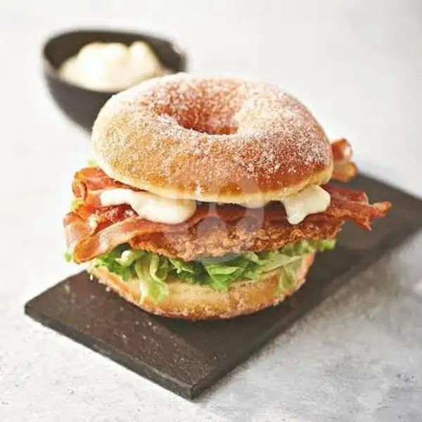 Luther King Crispy Burger | Uno Burger, Hang Tuah