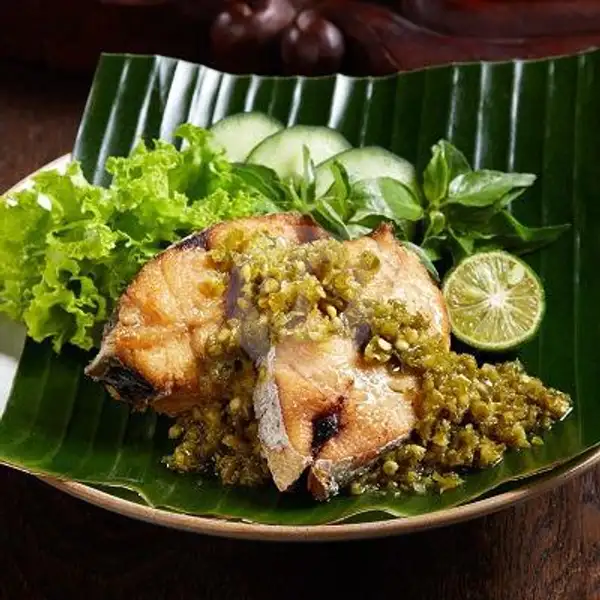 Tenggiri Saos Sambal Ijo | Sate & Seafood Senayan, Kebon Sirih