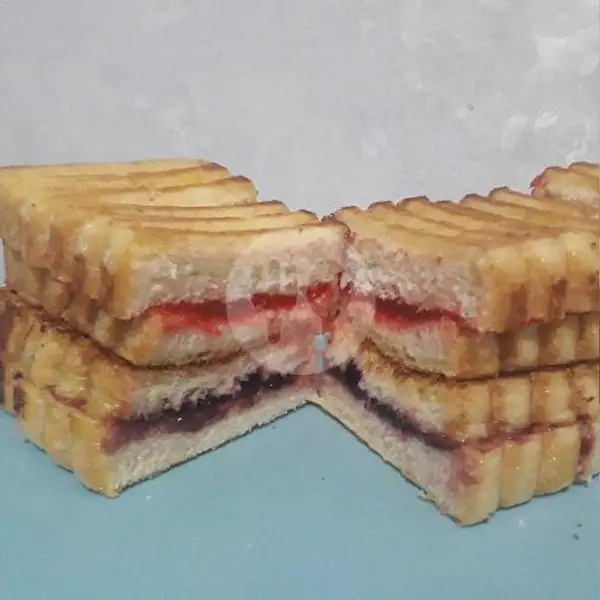 Roti Bakar Blueberry Strawberry | Roti Bakar dan Dimsum To Eat - Bukit Kencana Jaya
