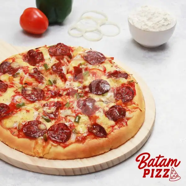 Pepperoni Pizza Premium Medium 24 cm | Burger Ramly / Batam Burger, Bengkong Cahaya Garden