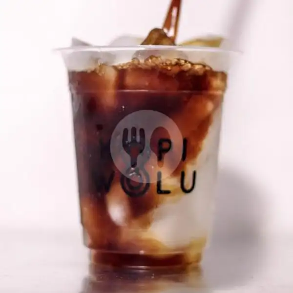 Iced Black Coffe | Kopi Wolu, Genteng Biru