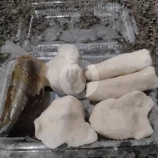 Pempek Ikan Tenggiri Frozen Isi 5 + Cuka | Azaka Frozen Food