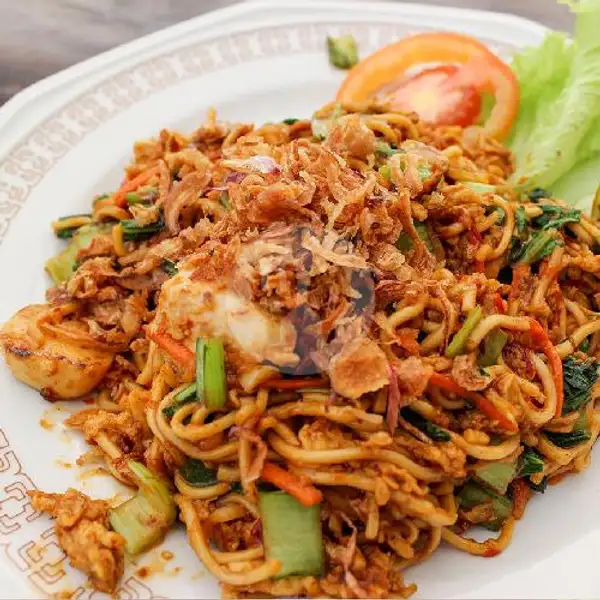 Mie Goreng Seafood / Seafood Fried Noodles | Bunakencafe.id, Kompleks Ruko Palm Spring
