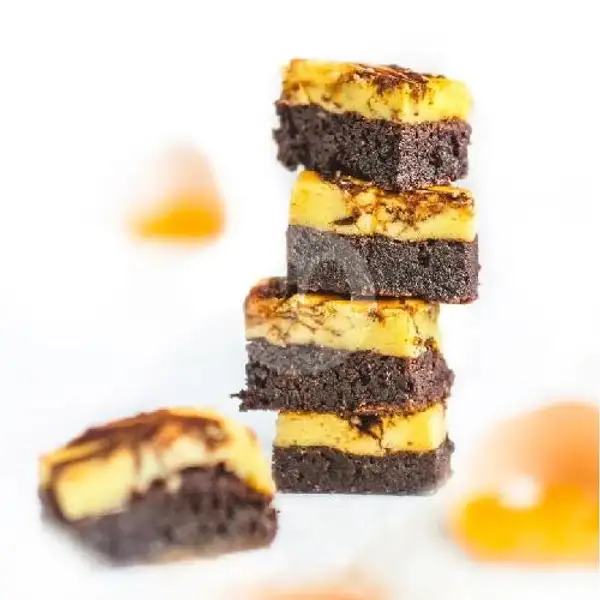 Cheese Cake Brownies Slice | Amour Cinnamon Rolls, Dharmahusads Indah