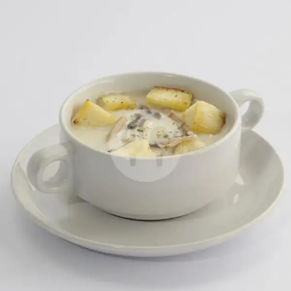 Cream Mushroom Soup | Elzatta Café, Pondok Kelapa