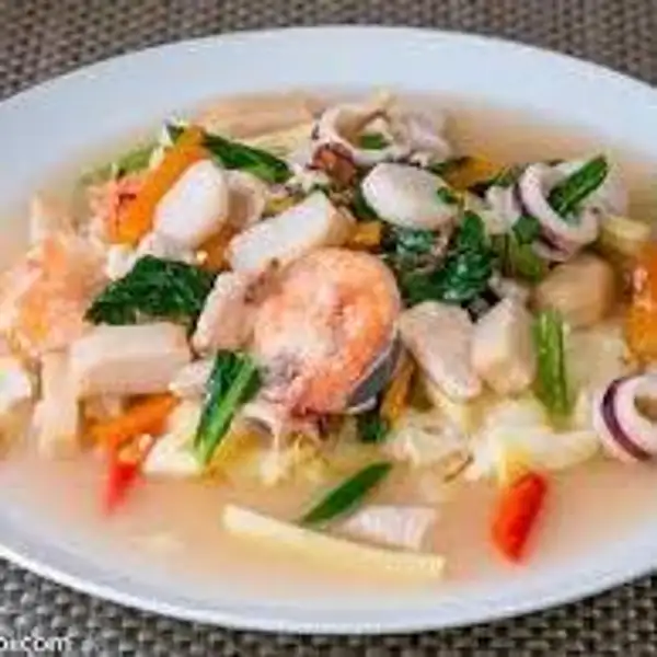 Mie Tiau Seafood Siram | Ayam Goreng Patah-Patah