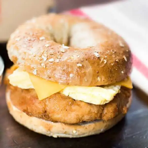 Nuggets Cheese Bagel | B&B, Burgers and Bagels, Mengwi