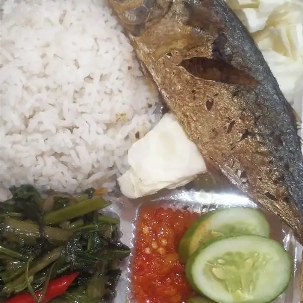 Nasi Ikan Kembung | Warteg MAMOKA 121 Aren Jaya