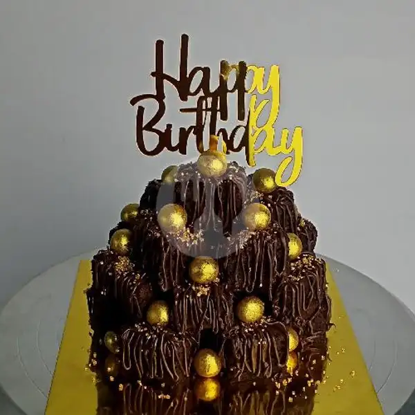 Kue Ulang Tahun The Rich Brownis Tower Classic | Barbar Cake House