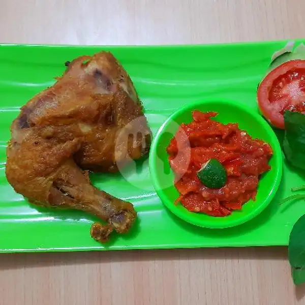 Ayam Goreng Dada/ Paha | Lalapan Goreng/Bakar & Nasi /Mie goreng 