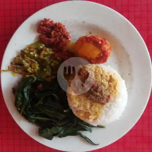 Nasi, Telor Balado , Sayur, Sambal | Warung Inang Masakan Padang, Tukad Banyusari