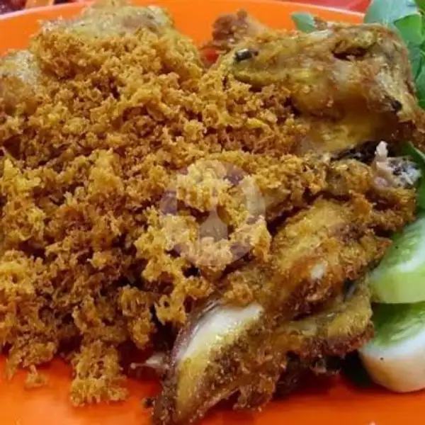 Nasi Goreng Ayam Kremes + Telur Campur | Ayam Suntak, Bandungan