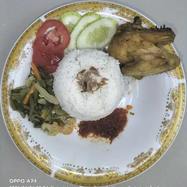 Paket Nasi Rames Ayam | Warteg Kharisma Bahari Kayu Manis 77