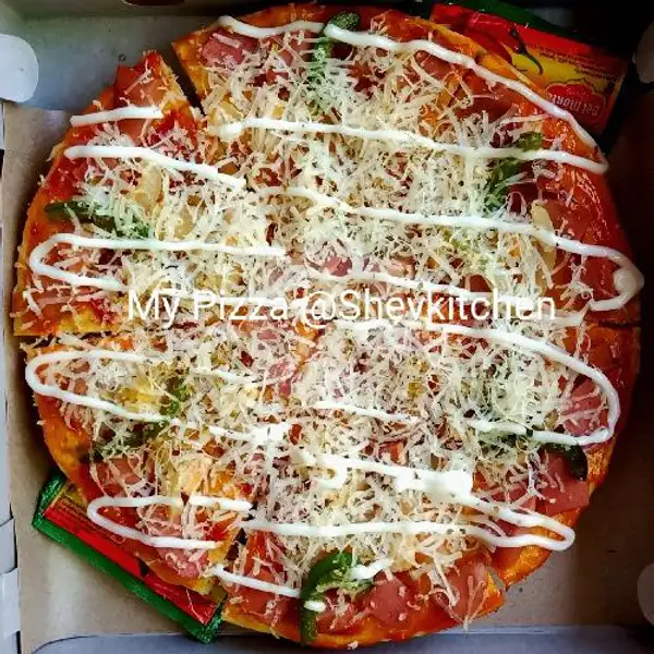Pizza Sosis MEDIUM Size 22 | Pizza & Ayam Penyet Shev Kitchen, Kepudang Barat