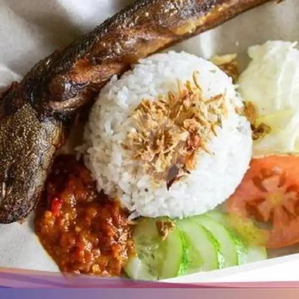 Pecal Lele+ Nasi | Boss Kopi, Sunggal
