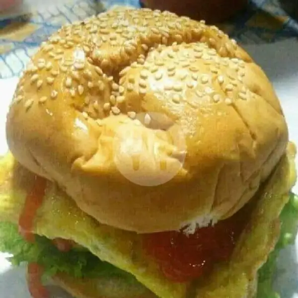 Burger Daging Sapi Mix Telur Keju | Home Burger 