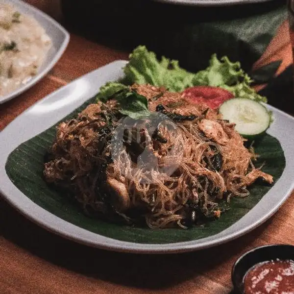 Bihun Goreng Kangkung Belacan + Lapciong | Ashiang Kitchen, Serma Made Pil