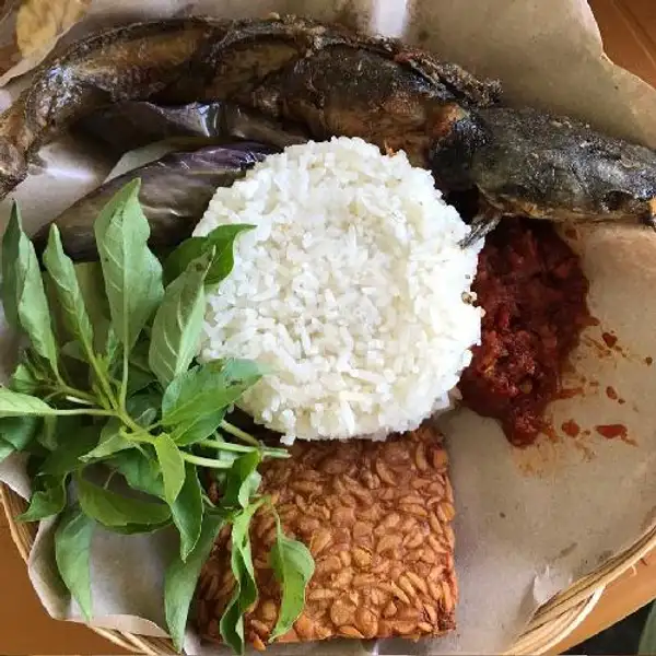 Lalapan Lele Goreng | Nutrilitious.Food, Tukad Pancoran