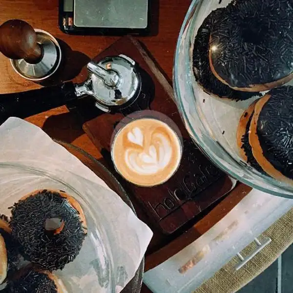 Donut Chocolate and Hot Coffee Combo | Helo Cafe by Bapak Bakery, Sudirman