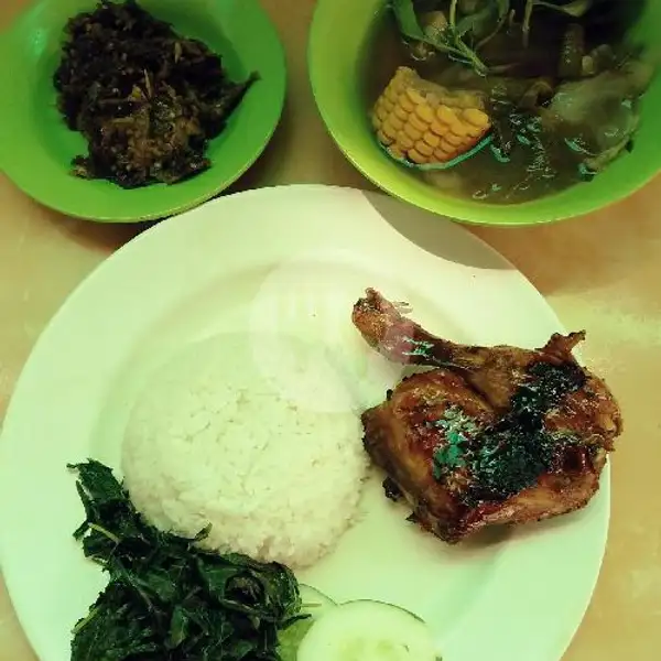 Nasi Ayam Bakar Madu Cianjur + Es Teh + Tahu Tempe | Rumah Makan Begadang, MP Prabu Mangkunegara