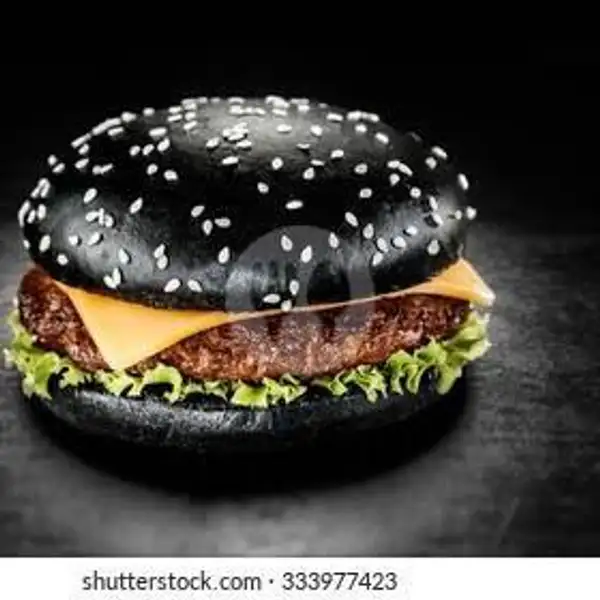 Black Burger+Telur +Daging Ayam + Parutan Keju+ Sayuran | Hotdog Mozarela Kita, Tampan
