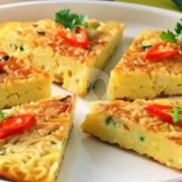 Omelete Indomie Goreng + Daun Bawang | Warkop Suha, Cilobak