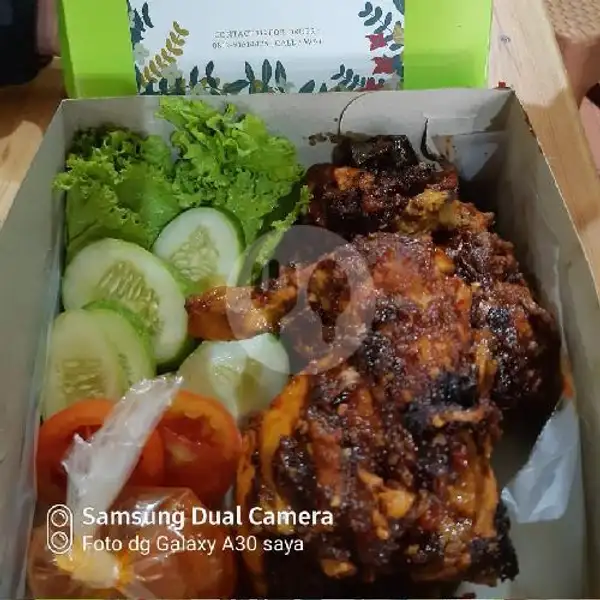 Ayam Bakar Taliwang Satu Ekor | Delmira Resto, Kebon Sirih Timur