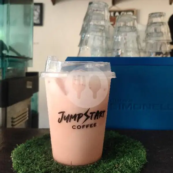 Strawberry Latte | Jumpstart Coffee, Denpasar Selatan