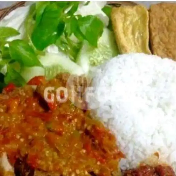 Ayam Geprekk + Nasi(halal Food) | Dapoer Deo, Hawila Residence