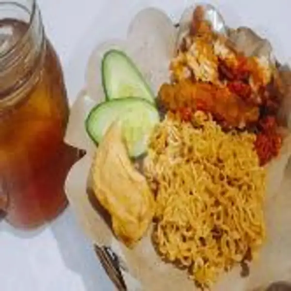 Paket Ayam - Mie, Es Teh | Ayam Geprek Mb Priya & Thai Tea, Tukad Irawadi