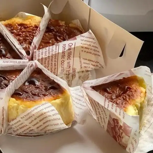 Basque Cheese Cake Slice | Kakiang Bakery, Denpasar