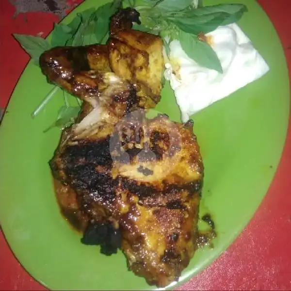 Ayam Bakar | Riana Jaya Sea Food 18 Ayam Kremes, Lingkar Utara