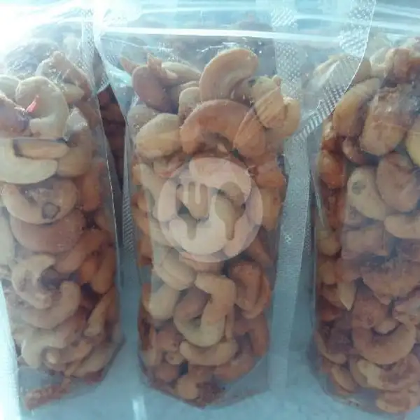 Kacang Mente Manis Gurih | Sambal Bu'Oi, Cendrawasih