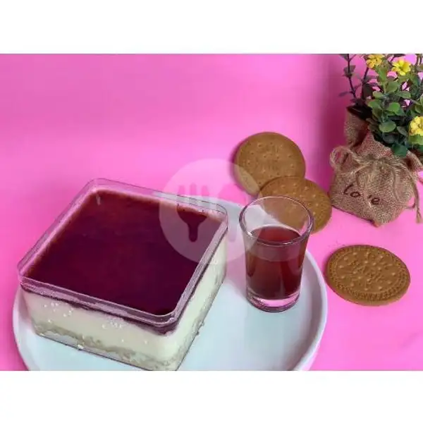Strawberry Cheese Cake Dessert Box | Angkringan Bli Made, Denpasar
