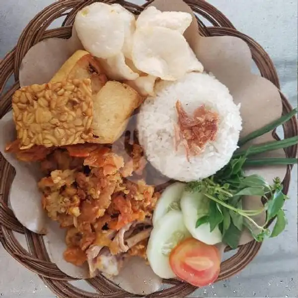 Paket C Nasi Ayam Geprek Tahu Tempe Lalap Krupuk | Sop Gulai Ayam Jiwangga 3, Kasihan