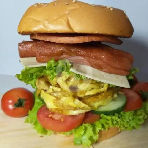 Burger Sosis+telur+keju Mozarela | BURGER&KEBAB MISHA88