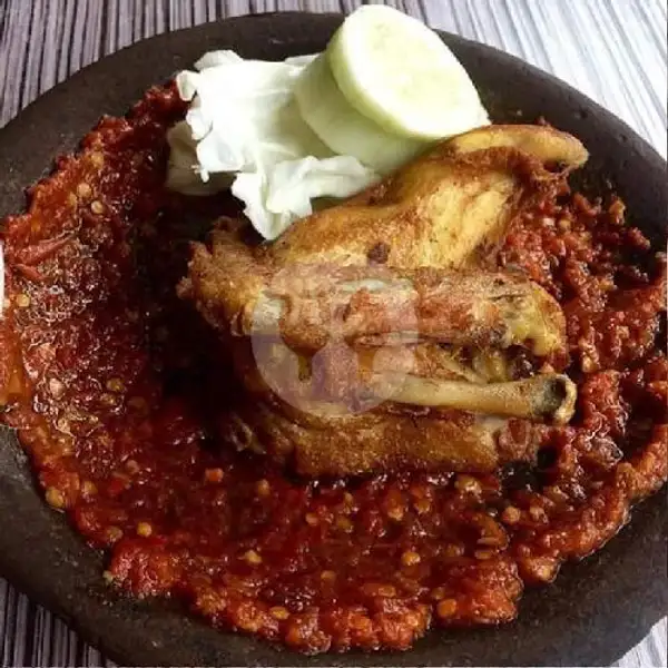 Nasi Ayam Penyet Free Es Teh | Chicken Katsu Phuk Phuk Aisyahrini