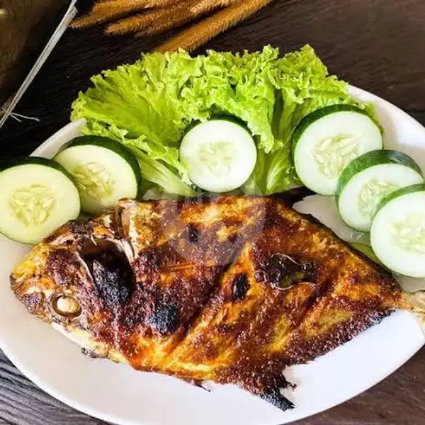 Ikan Kuwe Bakar | Seafood 32 Libra