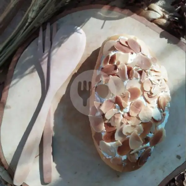 Roti Almond | Ajib Bakery