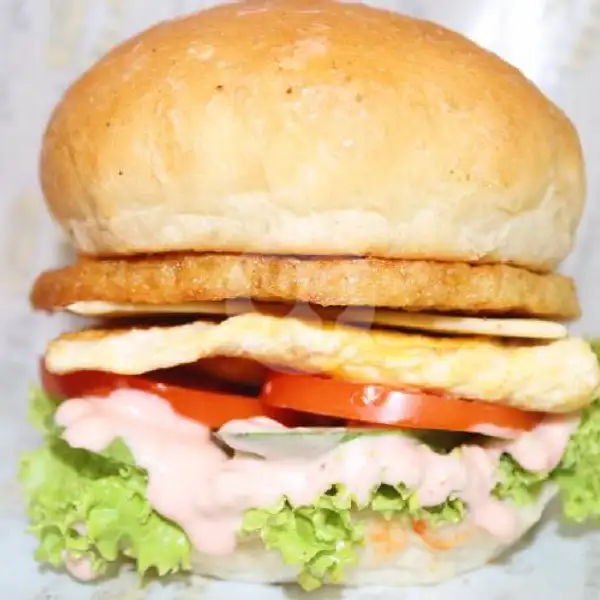 Burger Ayam + Telur + Keju Lokal | May Burger Batam (Ramly Tiban), Bank Mandiri Tiban