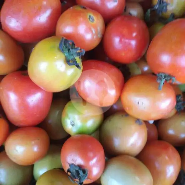 Tomat | Sahil Fruit, Pasar Tradisional Blimbing