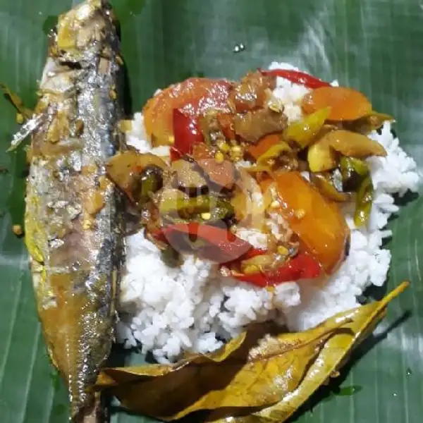 Nasi Pindang Di Acar Pedes | Pawon Ibu Yanti Khas Pekalongan, Kol Sudiarto