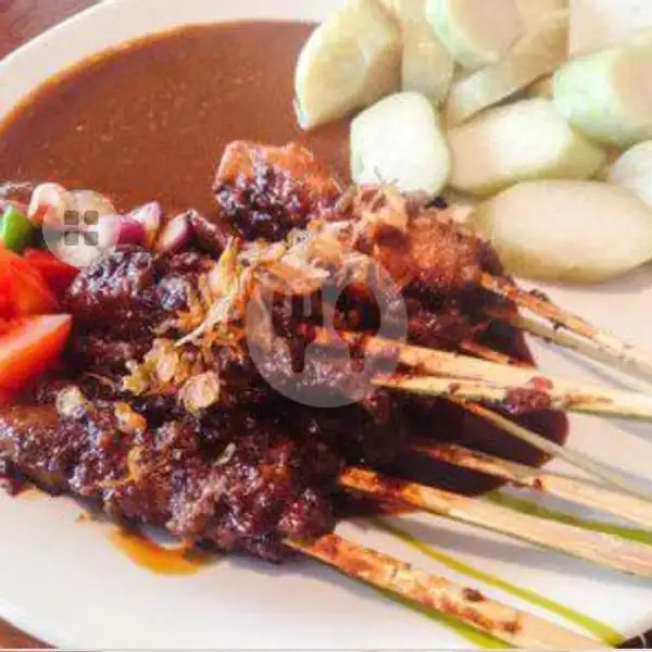 Sate Ayam + Lontong | Sate Madura Simpang 6, Nusa Kambangan