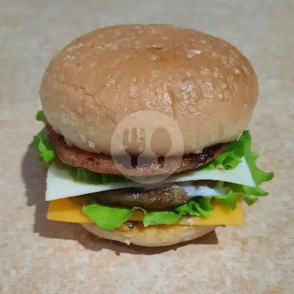 Burger Double Beef Patty and Double Cheese | Cleo Donat 24 Jam, Gunung Lokon