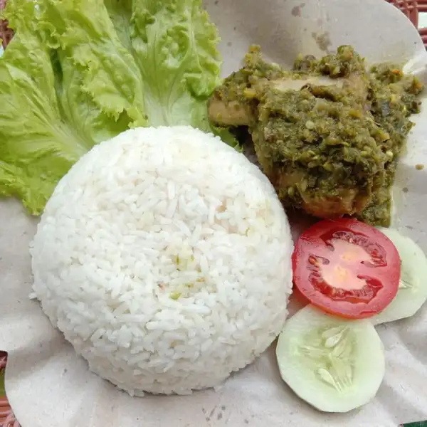 Nasi Ayam Sambel Cabe Hijau Khas Padang | Nasi Goreng Padang Mbak Feti, PPS