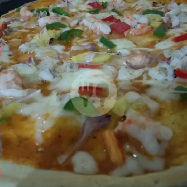Pizza Seafood (28cm ) | Oregano Kitchen, Canggu