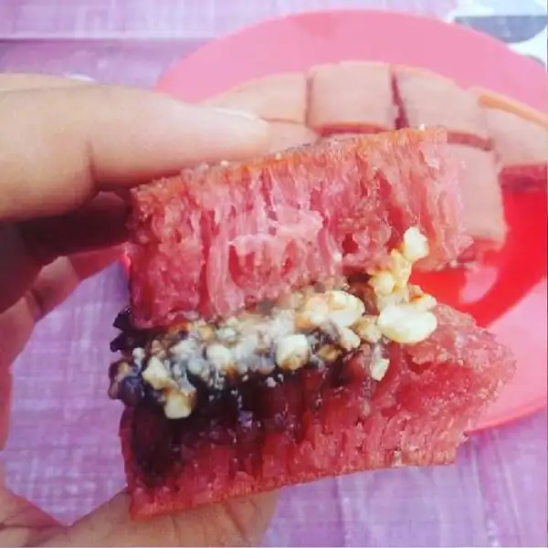 Martabak Manis Red Velvet Kacang+Coklat | Ayam Kremes dan Pecel Lele Mesem, Cilacap Tengah