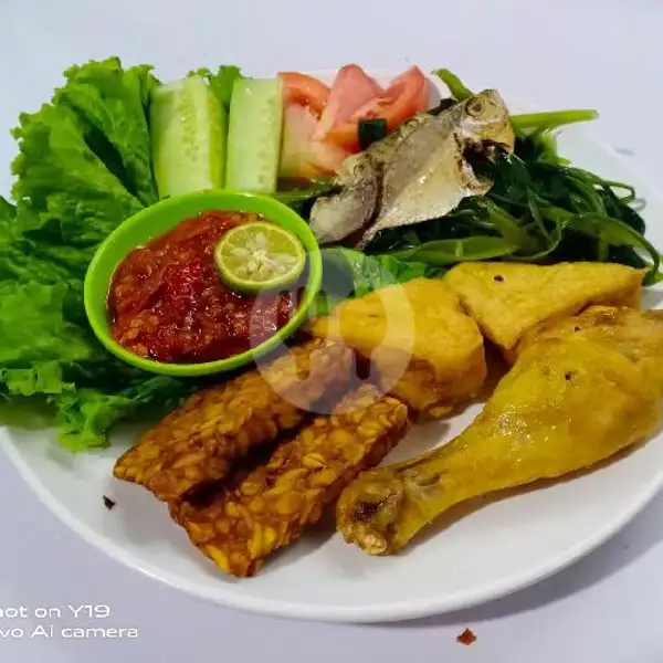 Nasi Tempong Ayam | Lalapan Burung Puyuh, Denpasar
